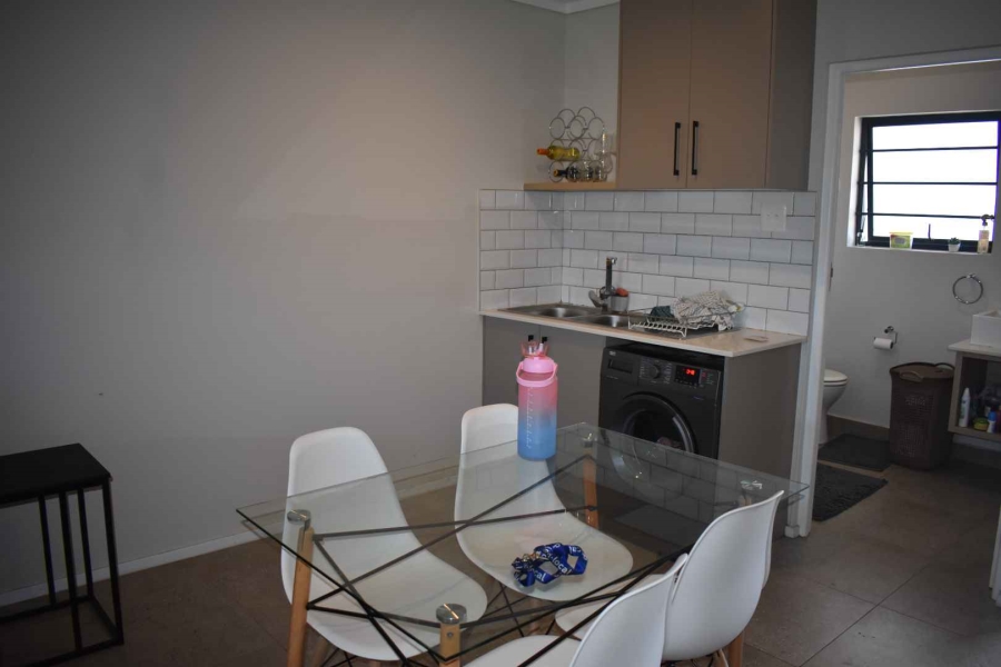 1 Bedroom Property for Sale in Nahoon Valley Park Eastern Cape